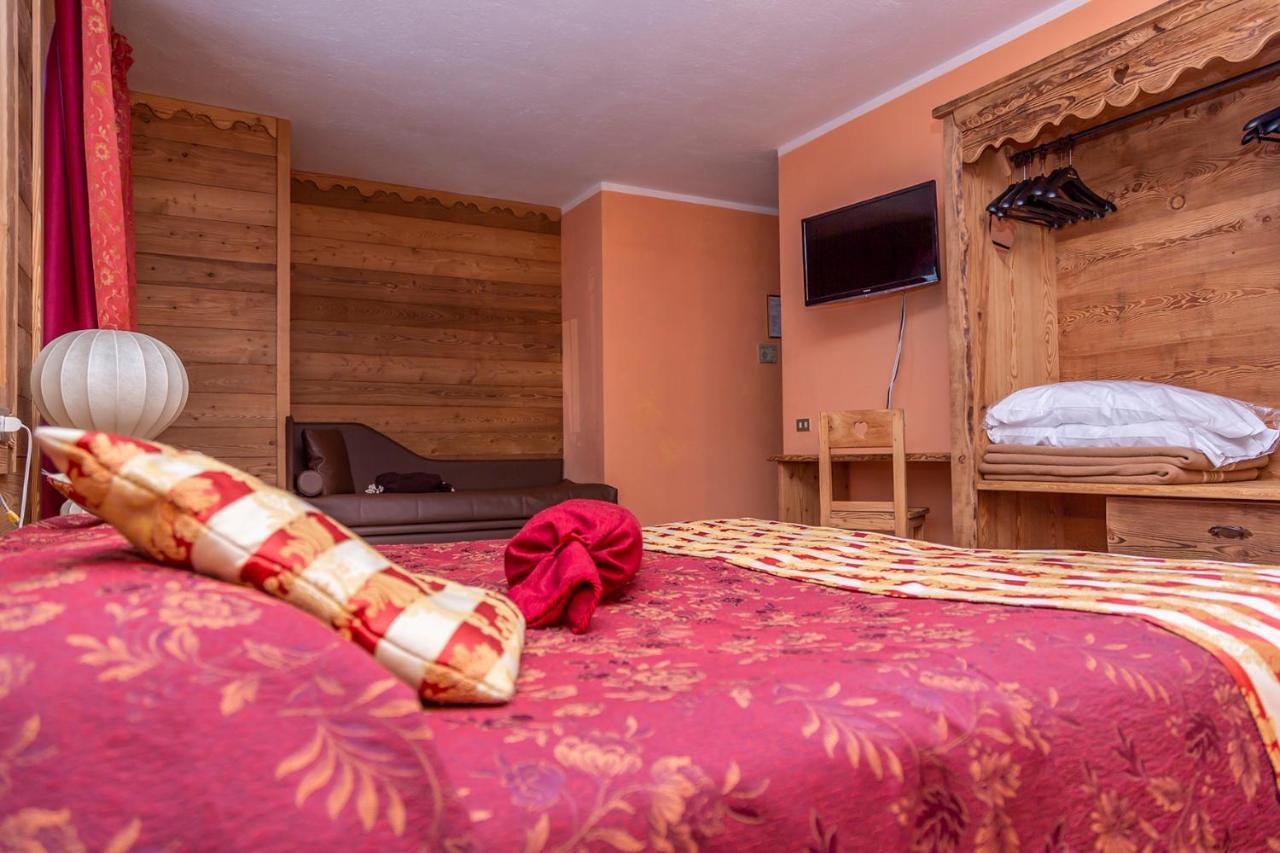 Hotel Chaberton Чезана-Торинезе Экстерьер фото