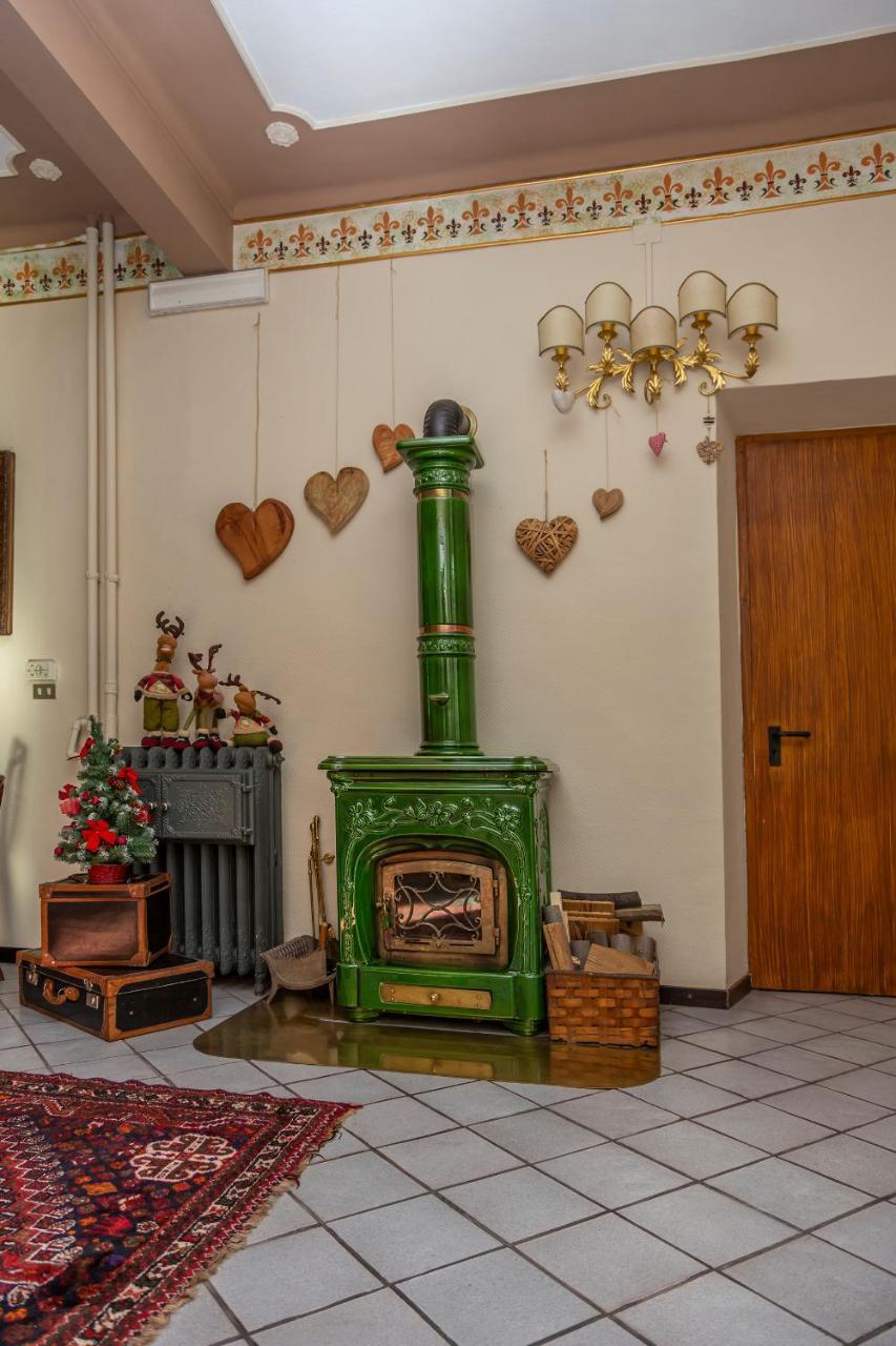 Hotel Chaberton Чезана-Торинезе Экстерьер фото