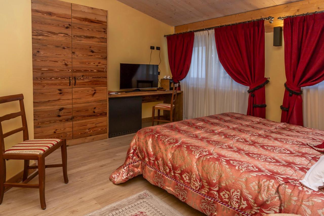 Hotel Chaberton Чезана-Торинезе Экстерьер фото