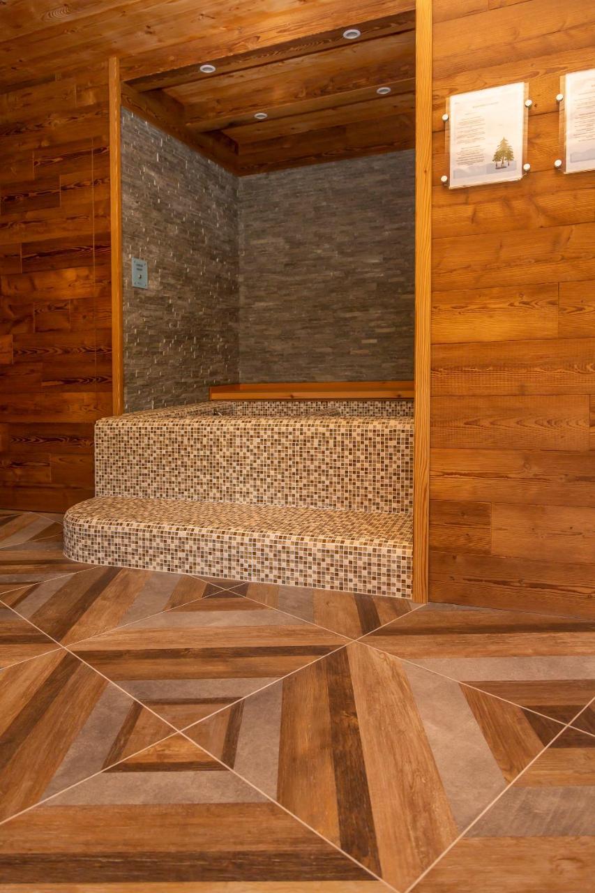 Hotel Chaberton Чезана-Торинезе Экстерьер фото